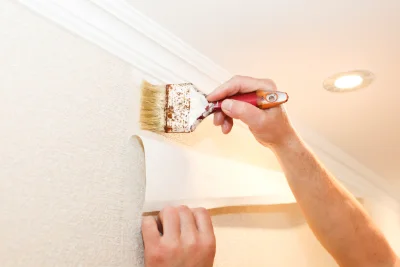 Pose de papier peint à Tartaras — revêtements muraux et toiles de verre